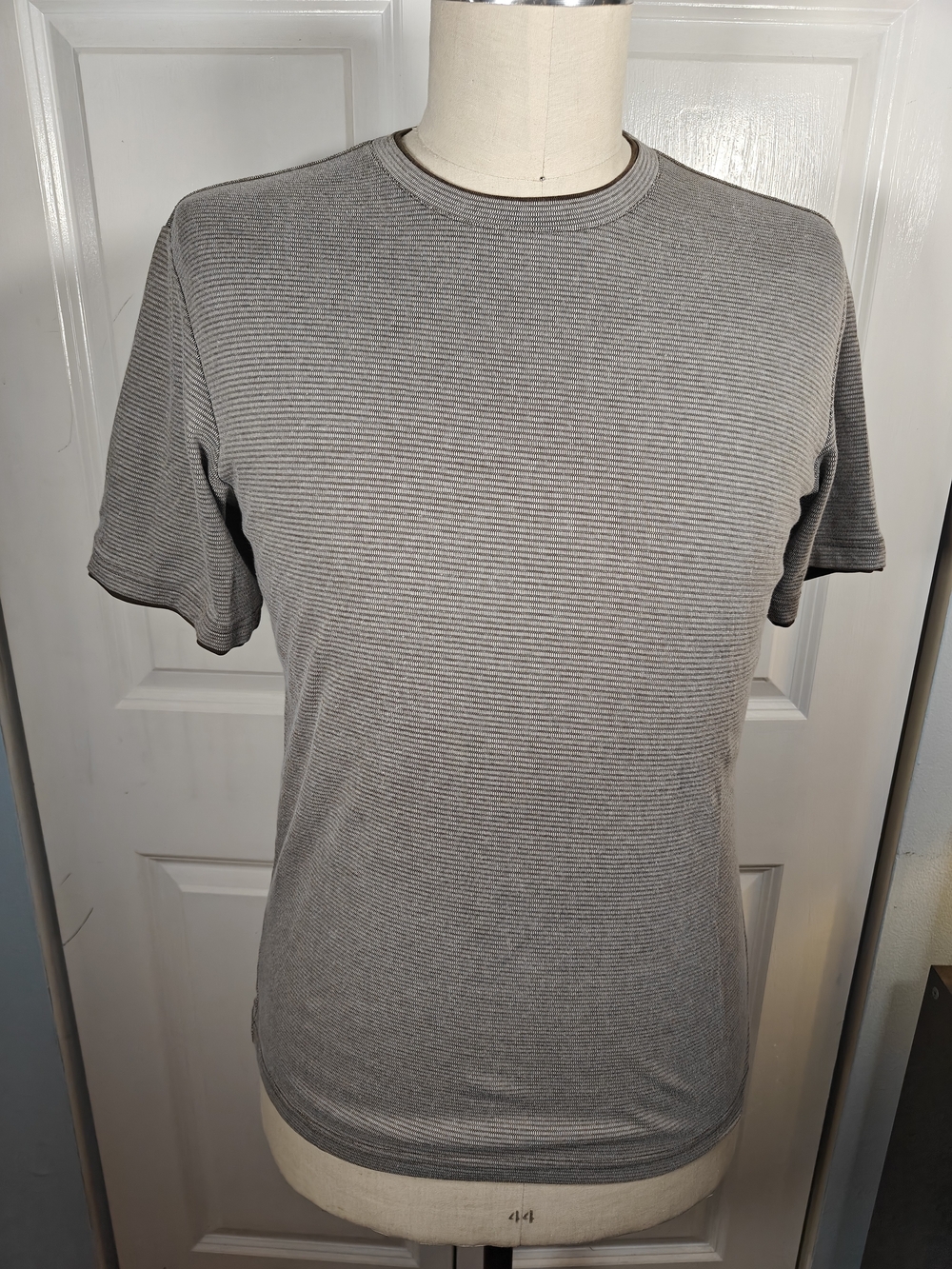 David Taylor Mens Medium Brown Cream Micro Stripe Textured Knit T-Shirt